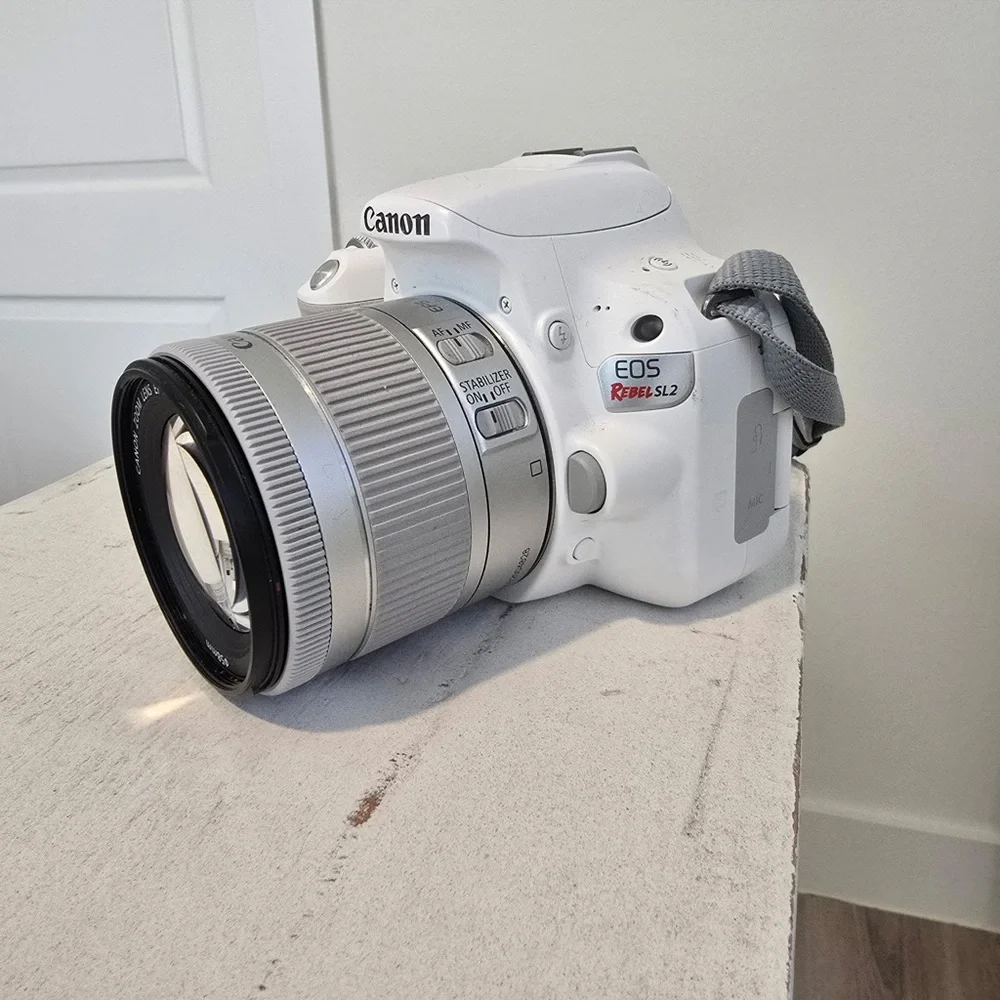 Canon EOS Rebel SL2 White Camera